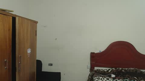 Dylon online show from 01/17/26, 12:15