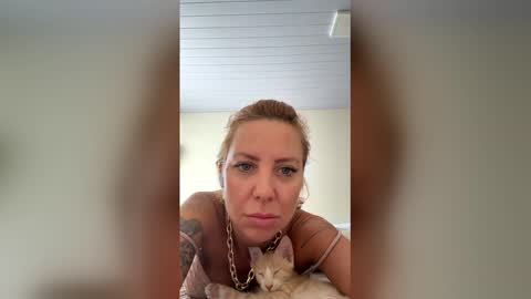 dayoff592388 online show from 04/16/26, 03:13