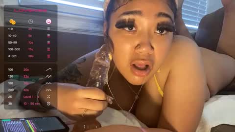 dayqueen1 online show from 02/17/25, 04:37