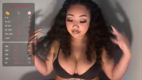 dayqueen1 online show from 10/06/25, 09:23