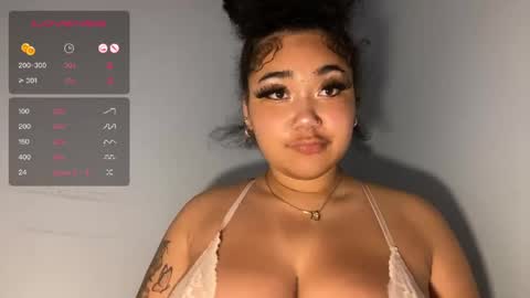 dayqueen1 online show from 04/04/26, 12:24