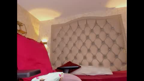 DAYRA ANGELS online show from 02/19/25, 01:51