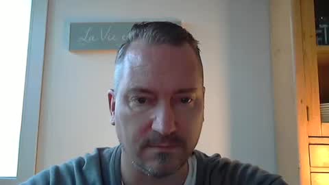 Snapshot of daytrader77 chatting on 02/02/26, 01:21 daytrader77 online show from 02/02/26, 01:21