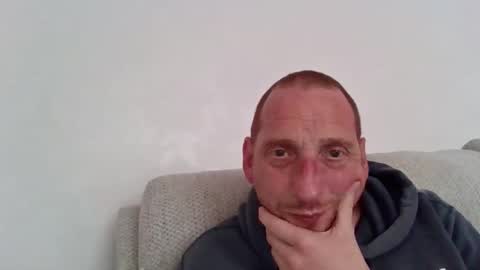 Snapshot of dazza2574 chatting on 04/30/26, 06:53 dazza2574 online show from 04/30/26, 06:53