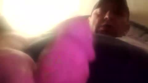 Snapshot of dazzaboxer chatting on 10/20/25, 12:00 dazzaboxer online show from 10/20/25, 12:00