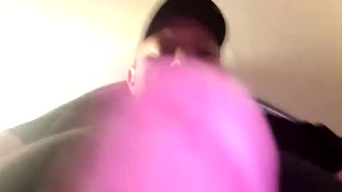 Snapshot of dazzaboxer chatting on 11/18/25, 01:00 dazzaboxer online show from 11/18/25, 01:00