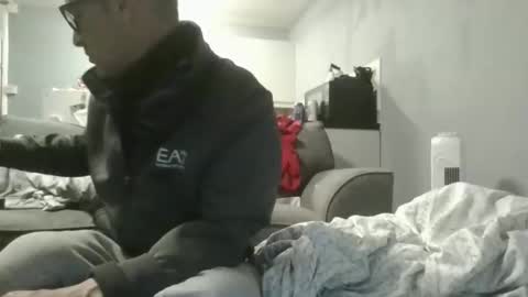 Dazzill online show from 11/22/25, 09:47