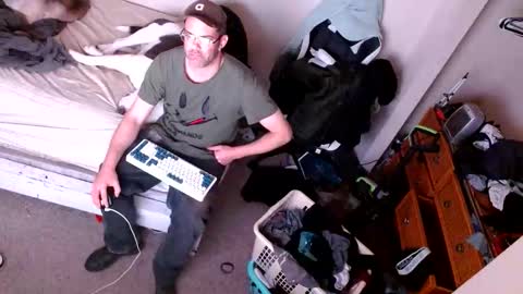 dbfroge online show from 02/22/26, 06:46