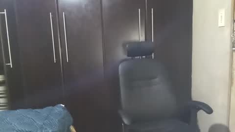 dbnpoizn online show from 01/31/25, 10:21