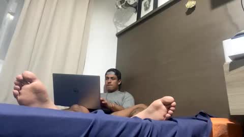 dboyyyyyyyyyy online show from 02/19/26, 05:03