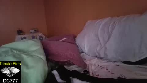 dc333777 online show from 03/19/26, 11:14