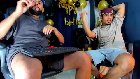 dcollins_ online show from 11/28/25, 10:34