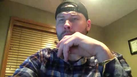 Snapshot of dconstruction chatting on 11/10/25, 03:16 dconstruction online show from 11/10/25, 03:16