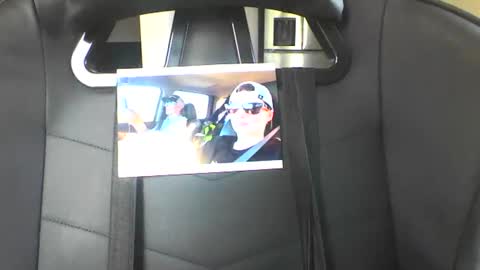 Snapshot of ddawgkdawg chatting on 06/27/26, 10:15 Ddawgtylol Kdawg online show from 06/27/26, 10:15