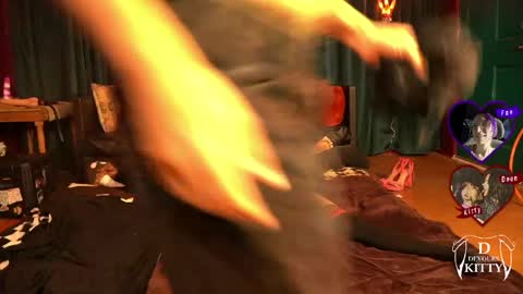 D Devours Kitty online show from 04/10/26, 04:28