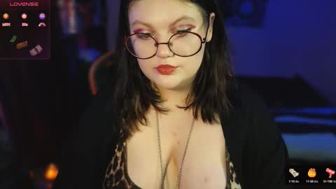 Luna online show from 10/09/25, 09:29