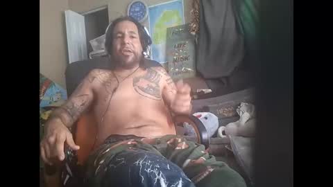deadbirdink8o8 online show from 05/06/26, 01:36