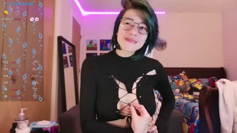 Snapshot of deadratsoup chatting on 12/13/24, 04:27 Rat online show from 12/13/24, 04:27