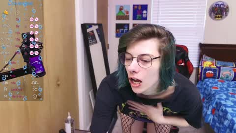 Snapshot of deadratsoup chatting on 02/06/25, 07:07 Rat online show from 02/06/25, 07:07