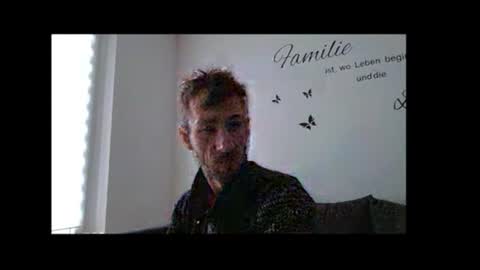 Snapshot of deaf_fc_union_berlin14 chatting on 02/21/26, 12:06 robert online show from 02/21/26, 12:06