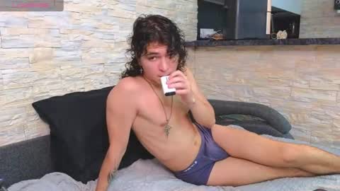 Snapshot of dean_raven chatting on 06/12/26, 05:17 dean_raven online show from 06/12/26, 05:17