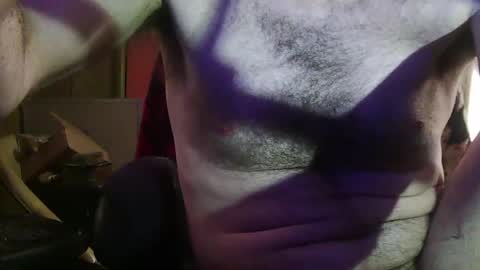 Snapshot of deandickshire chatting on 03/09/25, 06:32 Dean Dickshire online show from 03/09/25, 06:32