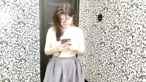 Snapshot of deannemillener chatting on 05/28/26, 05:32 Camille online show from 05/28/26, 05:32