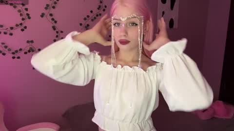 Maggie online show from 05/21/26, 01:51