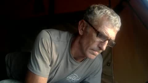 Snapshot of deanofflove221000 chatting on 01/15/26, 11:04 deanofflove221000 online show from 01/15/26, 11:04