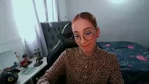 Juliet online show from 12/22/25, 07:33