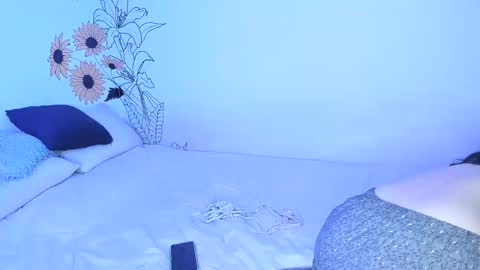 venus  adam online show from 01/13/25, 12:19