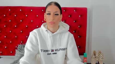 Jasmine online show from 09/15/25, 06:57