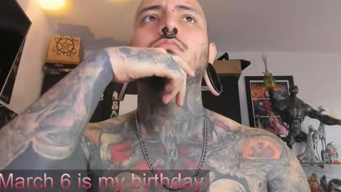    online show from 03/03/25, 04:03