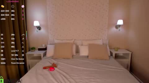 Snapshot of debbie_wools chatting on 11/19/25, 10:54 Jennifer online show from 11/19/25, 10:54