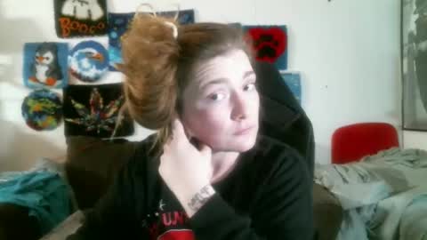 DEBBIE online show from 02/13/26, 03:02