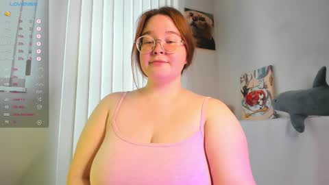 DeboraDebbieDee online show from 10/19/25, 05:19