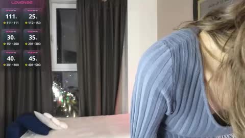 Eva online show from 10/27/25, 05:28