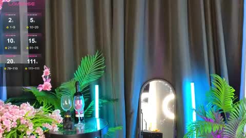 Snapshot of debihenks chatting on 05/24/26, 05:07 Eva online show from 05/24/26, 05:07