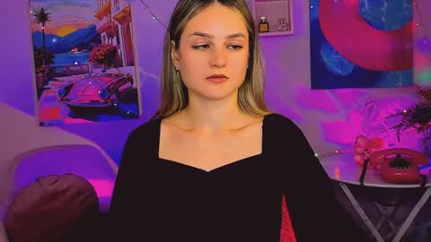 Snapshot of deboralarson chatting on 12/28/24, 09:42 Debora online show from 12/28/24, 09:42