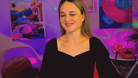 Snapshot of deboralarson chatting on 12/28/24, 12:45 Debora online show from 12/28/24, 12:45