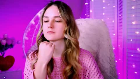 Snapshot of deboralarson chatting on 02/25/25, 06:09 Debora online show from 02/25/25, 06:09