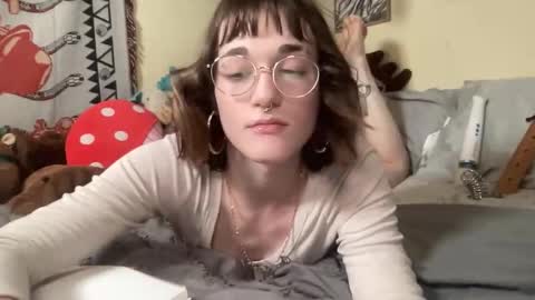 decemberholiday online show from 02/10/26, 01:43