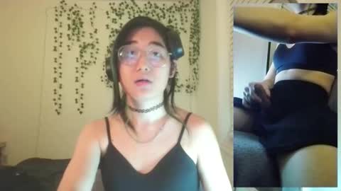 deciduousdoll online show from 12/20/25, 06:09