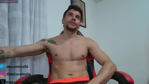 Santiago online show from 11/24/25, 02:55