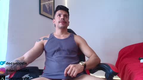 Snapshot of deconrios chatting on 04/27/26, 05:11 Santiago online show from 04/27/26, 05:11