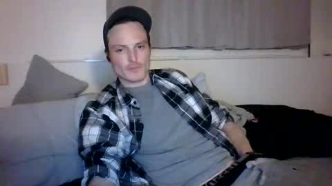 Dee4dayz online show from 02/08/26, 05:00