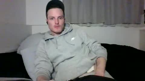 Dee4dayz online show from 04/21/26, 04:08