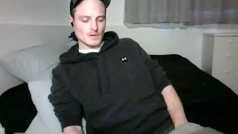 Snapshot of dee4dayz19 chatting on 05/11/26, 01:11 Dee4dayz online show from 05/11/26, 01:11
