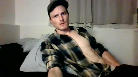 Snapshot of dee4dayz19 chatting on 06/03/26, 03:42 Dee4dayz online show from 06/03/26, 03:42
