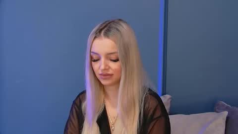 Snapshot of deeavip chatting on 02/17/26, 06:10 DeeaVIP online show from 02/17/26, 06:10